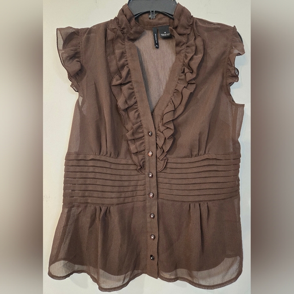 Women's Brown Short Sleeve Button Up Blouse With Ruffle Detail. - Picture 3 of 6